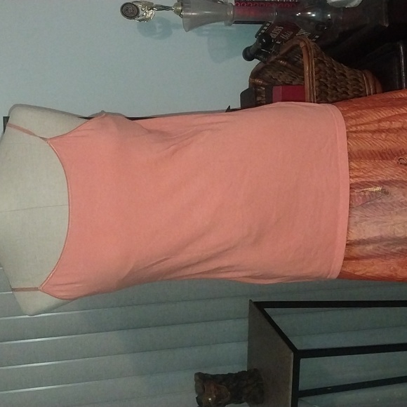 Embroidered wrap skirt - Picture 7 of 8